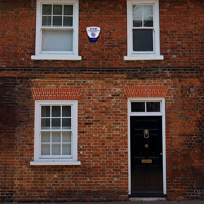 intruder alarms - stop that burglar